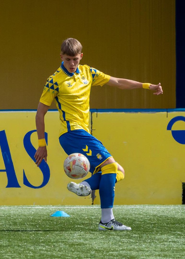 player image