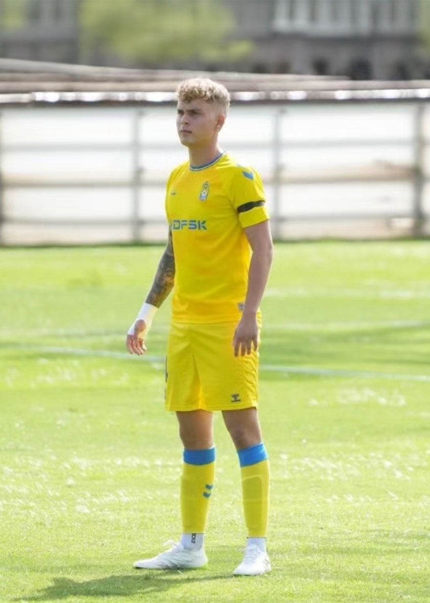 player image